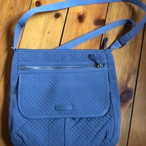 Vera Bradley Crossbody pose